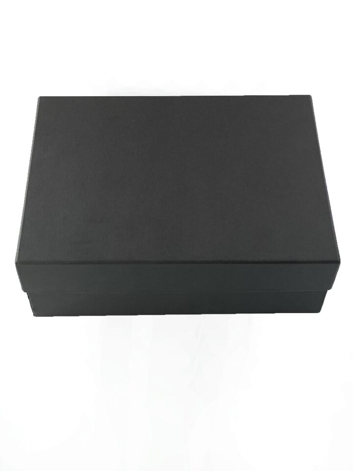 Dikdörtgen Sert Mukavva Kırpık Kağıtlı 34x24x12cm Gelin Damat Bohçası Çeyiz Hediye Kutusu Orta