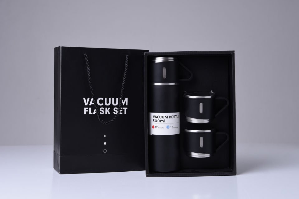 Paslanmaz Çelik Sızdırmaz Vakumlu Hediye Paketli 450ml 3 Bardaklı Termos Seti Çay Kahve Termosu Siyah