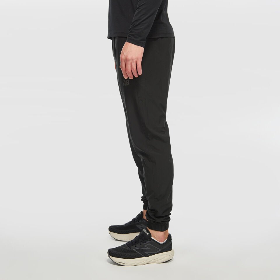 Siyah Erkek Paraşüt Kumaş Jogger Eşofman Altı MNP3395