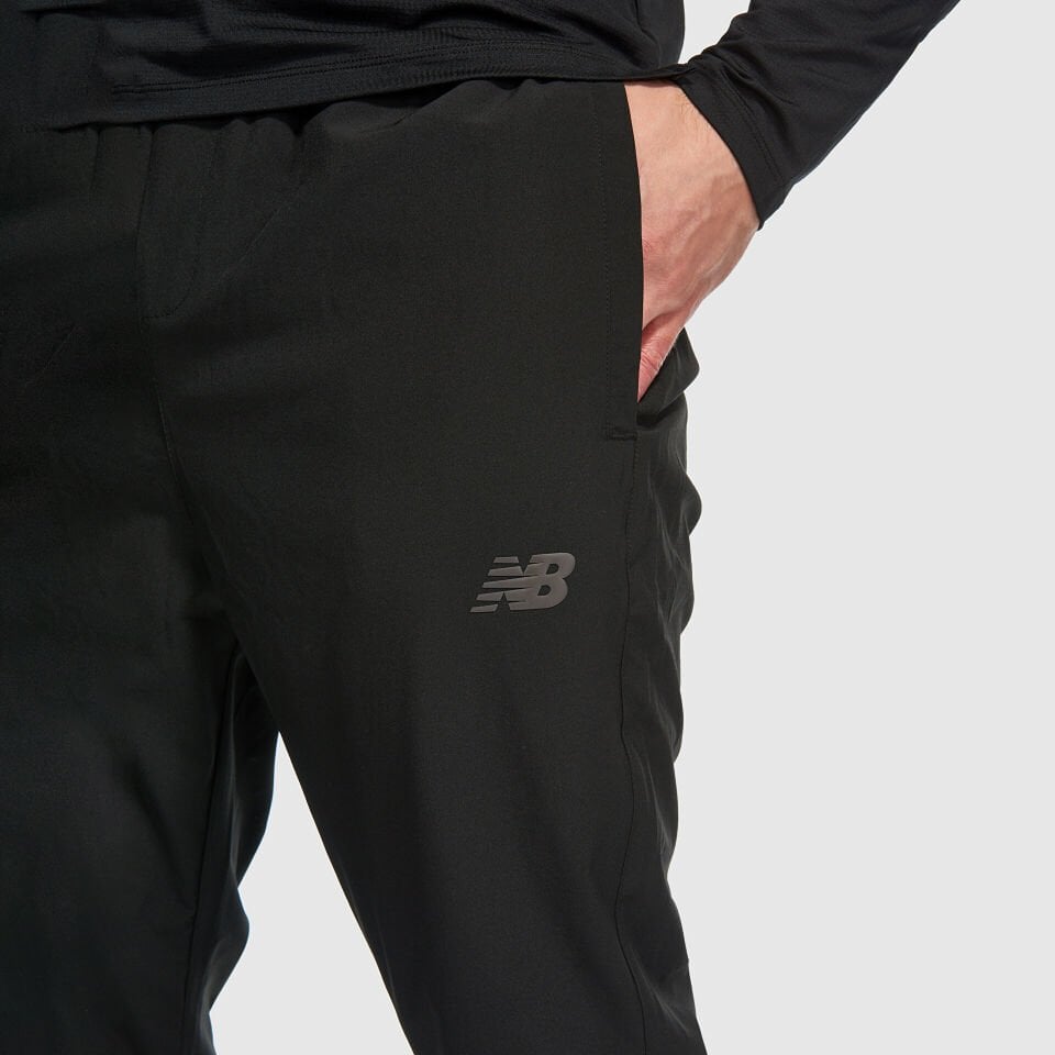 Siyah Erkek Paraşüt Kumaş Jogger Eşofman Altı MNP3395